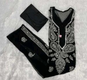 Elegant Black Embroidered Kurta Set