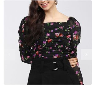 Tokyo Talkies Floral Ruched Top
