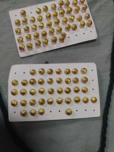 Golden Stud Earrings Set