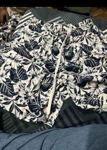 Free Size Unisex Floral Print Shirt &amp; Shorts Set