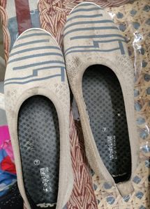 Comfortable Striped Ballerina Flats