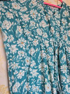 Flowy Floral Kaftan Top