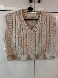 Chunky Knit V-Neck Sweater Vest