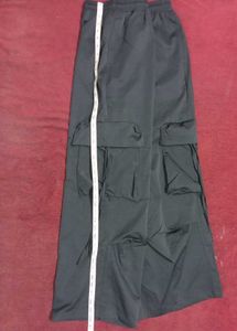 Black Cargo Pants with side pocket