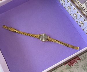 Elegant Gold Tone Women's Watch