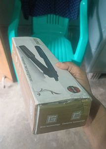 KEMEI Professional Hair Straightener