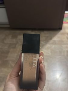Huda Beauty Foundation