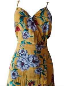 beautiful yellow wrap dress 🫶🏻😍
