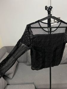 Elegant Black Lace Long Sleeve Top