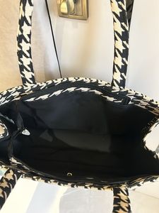 Houndstooth Pattern Handbag