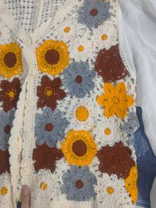 Crochet Floral Crop Top