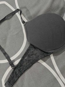 H&amp;M Grey lace bra - 32C