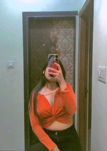 Stylish Neck Chian Crop Top