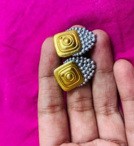 Instagram Golden Square Earrings