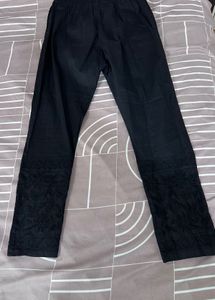 chicken pant black