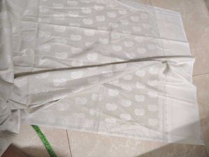 Elegant shawl for winter