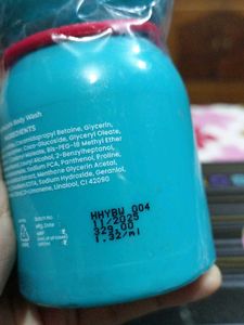 Foxtale Hula Hoop Infinity Pool Body Wash