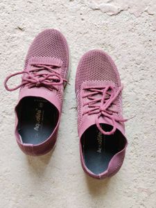 Shoe And Shoks