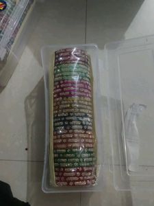 8 jodi Sparkling Bangle Set