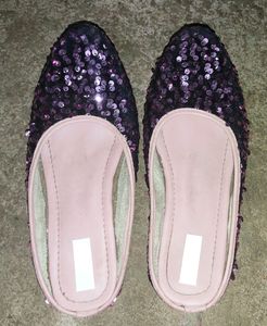 Sparkly Juttis - Ethnic Indian Flats