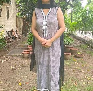Elegant  Embroidered Printed Kurta