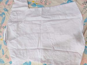 Men's White Short Sleeve Button-Up Shirt