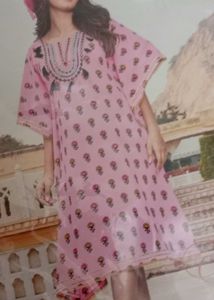 PINK PRINTED KAFTAN KURTI.