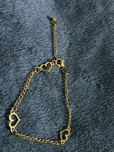 Charming Heart Chain Bracelet