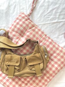 Stylish Tan Hobo Bag with Pockets