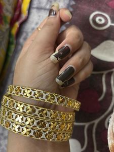 brand new bangles in gold look