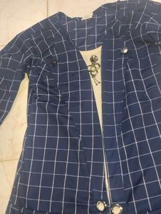 Chic Navy Checked top