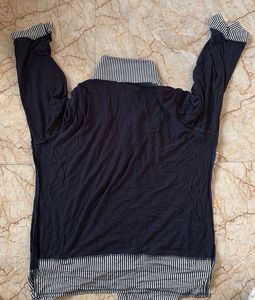 Striped Collar Navy Top