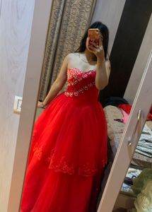 Stunning Red Ball Gown❤️🎀🌻
