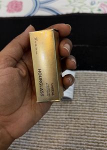 Hourglass Unreal Liquid Blush