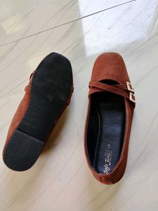 Chic Brown Ballet Flats with Rhinestone Buckle
