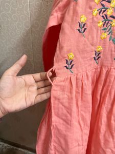 Floral Embroidered Kurta