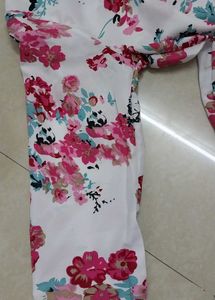 ❤️ Combo Of 2 Pretty Tops For Women