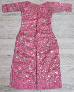 Beautiful Pink Embroidered Kurta