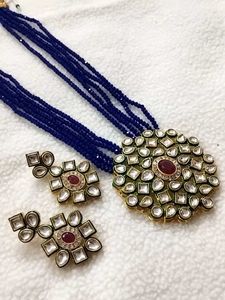 Stunning Blue Beaded Necklace &amp; Earring Set