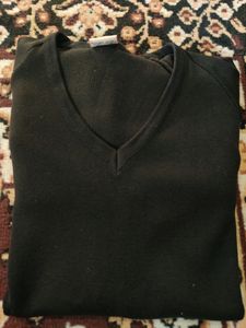 Men Black Color Sweater Available In Good Conditio