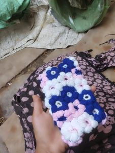 Pack Of 1mobile Crochet Pouch