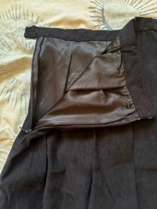 suede pleated  Black Midi Skirt