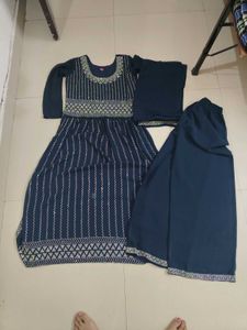 Elegant Navy Kurta Set with Sequins