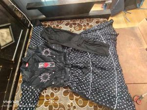 women's ethnic dress black and white 🐻‍❄️