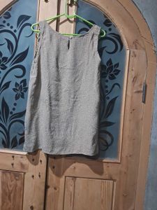 Sleeveless Tunic Top