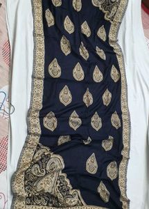 Elegant Paisley Print Scarf