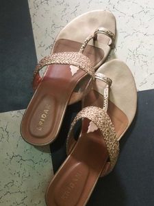 Eridani Gold Wedges