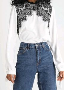 Vero Moda Elegant Lace Trim Top