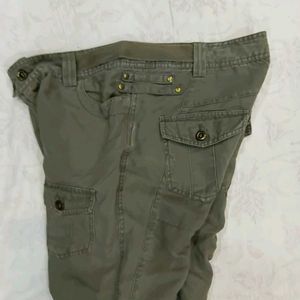 Cargo Capri Pants