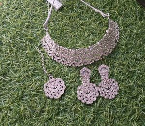 Sparkling Rhinestone Choker Necklace Set